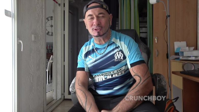 Bareback porn with straight boy: Due ragazzi latini sexy che scopano senza preservativo in spiaggia...