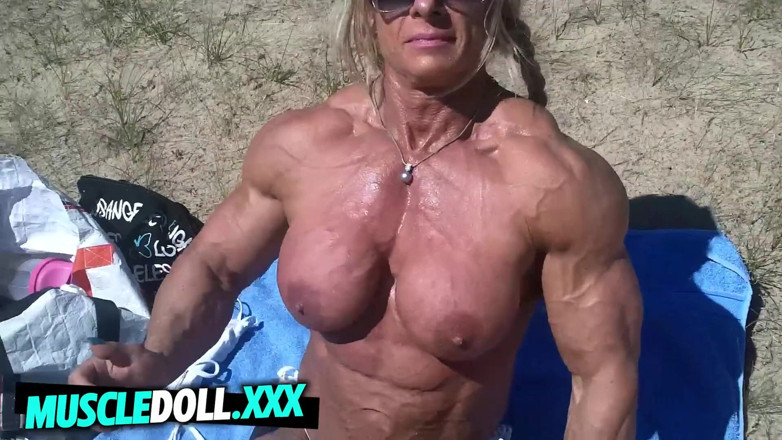 MuscleDoll: 보디빌딩 밀프