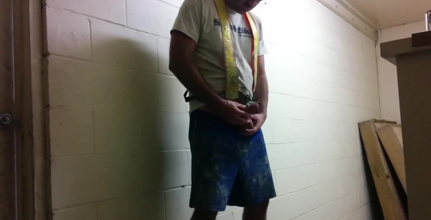 Huzzbearz: Napalona w pracy w 2017 roku