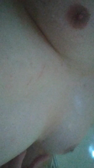 Ziasavv: rubbing my transgirl clit