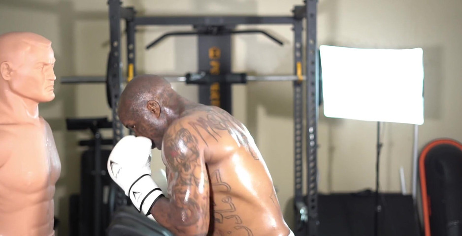 Boxing Workout! (Hallelujah Johnson) Boxing Workout! (Hallelujah Johnson)