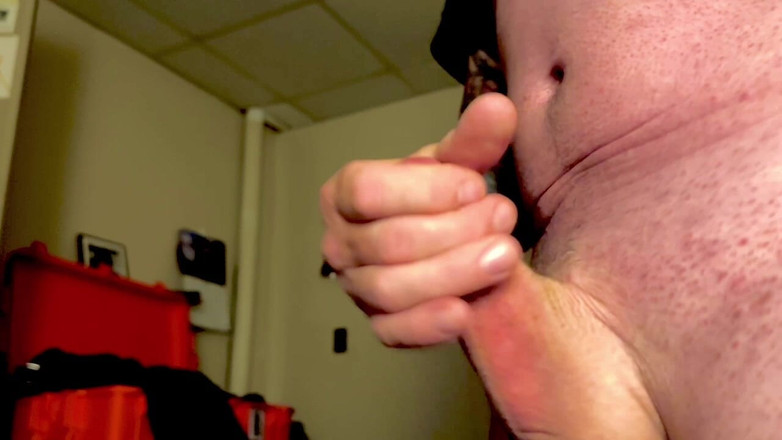 Tatted Daddy: 슬로우 모션 사정