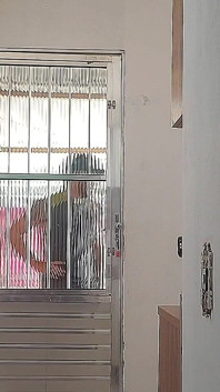 Sesso rischioso con il migliore amico di mio marito