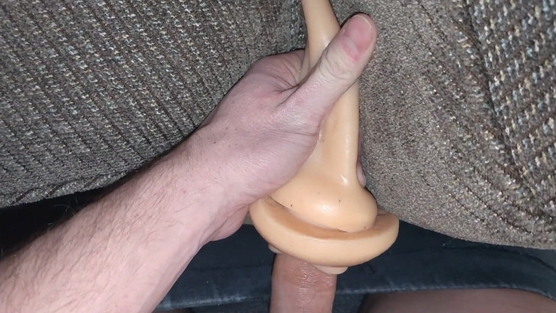 Big Daddy Dommmm: Воскресным утром проснулся возбужденный. Трахаю вкладыш Fleshlight на диване