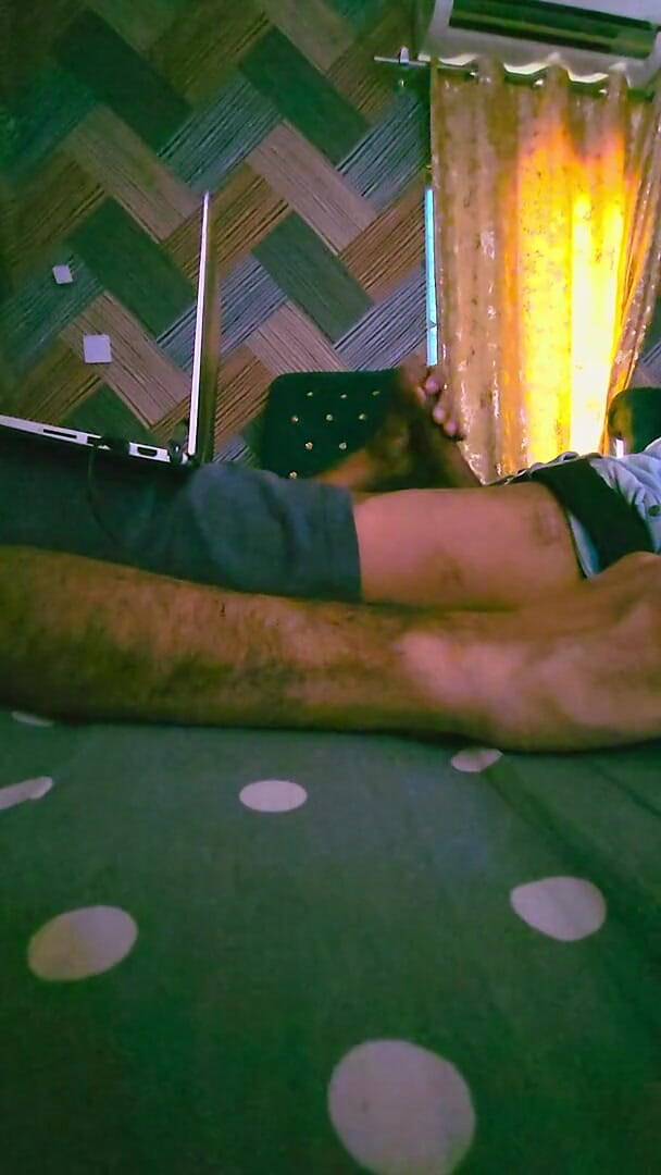 Room Alone Masturbate (ZaidValen) Room Alone Masturbate (ZaidValen)