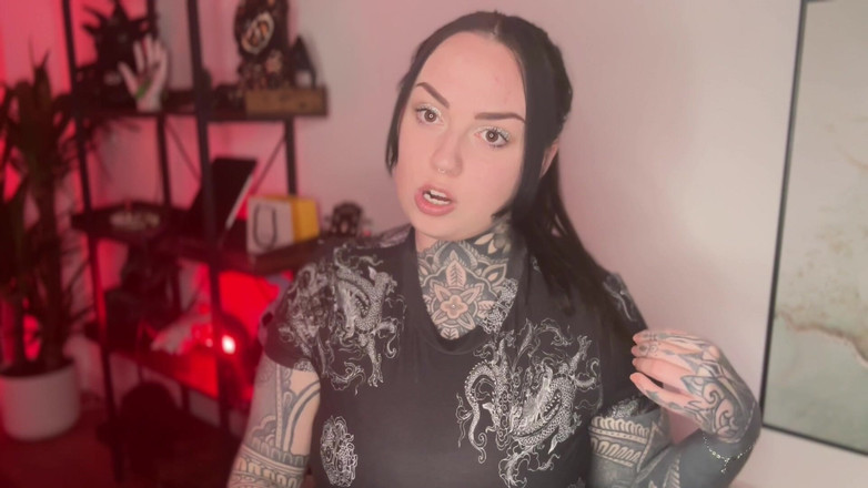 Miss Valentina: Interaktive Bedrohungsfantasie