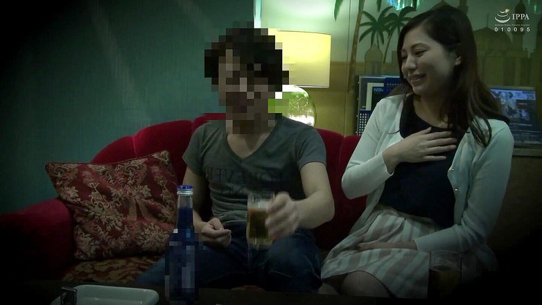 Raptor Inc: Real Housewife Affair - Love Hotel Footage - Sex Smells Fill the...