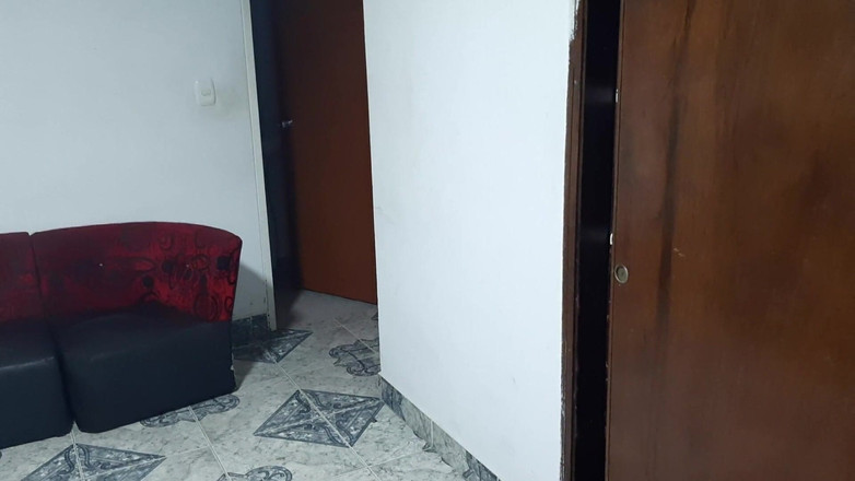 Victor y Natalia: Ibu Tiri Saya Memberi Saya Blowjob Yang Bagus Di Lemari