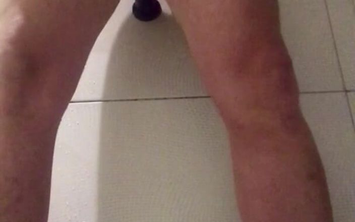 Sissy Paige: Scopata nuda con dildo
