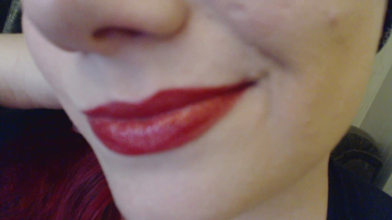Scarlet Vixen: La lingua si riempie la gola e fa feticismo della...