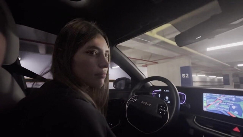 scarlettandc: Two Lesbians Have Sex in the Car