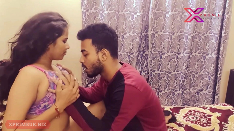 Indian Erotica: Distracție cu iubita mea