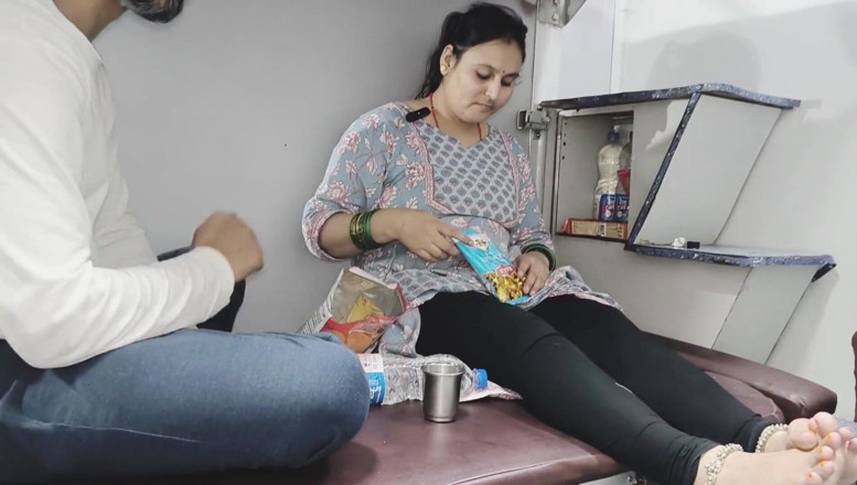 Desi chudai hub: Joder en tren de Cachemira a Kanyakumari