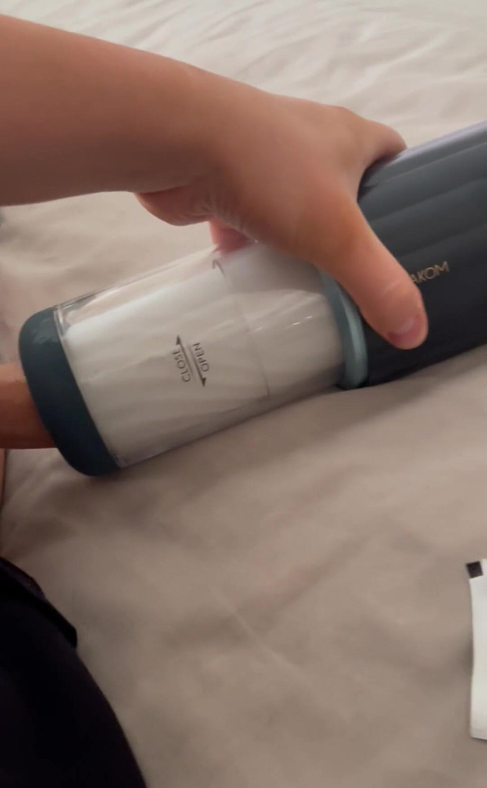 jay jenson: Змусь мене стогнати, як божевільна. Не забудьте провести пальцем, щоб переглянути кілька відео