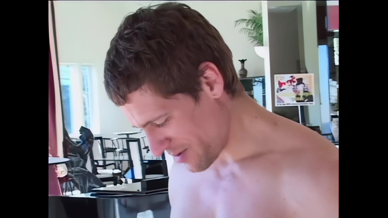 Bewitched!: 위엄 있는 금발 여성이 큰 성기에 뒤에서 지배당했다