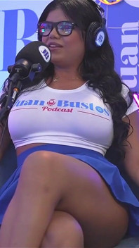 Giant Titted Latina Rosxanagutierrez Penetrated by the Fuck Machine on Juan Bustos Podcast