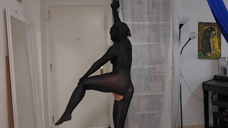 dafnedenoch: Zentai
