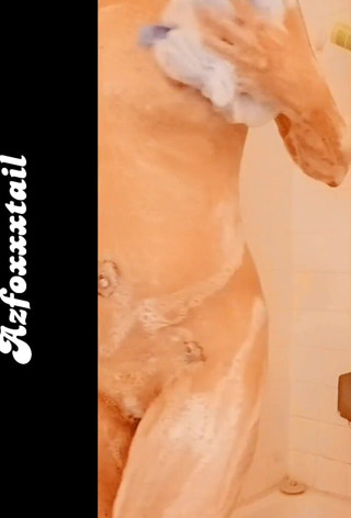 AzFoxxxTailPhelicia: Shower bubble