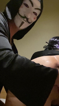 Tangan Dalam Pussy Seksi Ungu Dildo