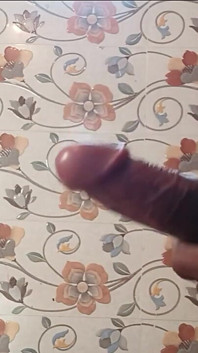 Solo Bathroom Masturbation Before Having Bath