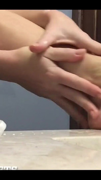 刮我毛茸茸的红色火焰灌木