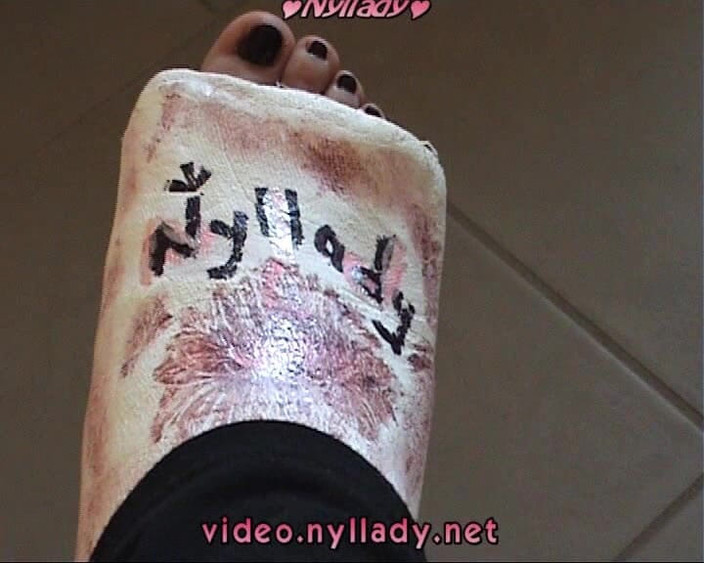 Nyllady: Piernascast y ... Descalzo