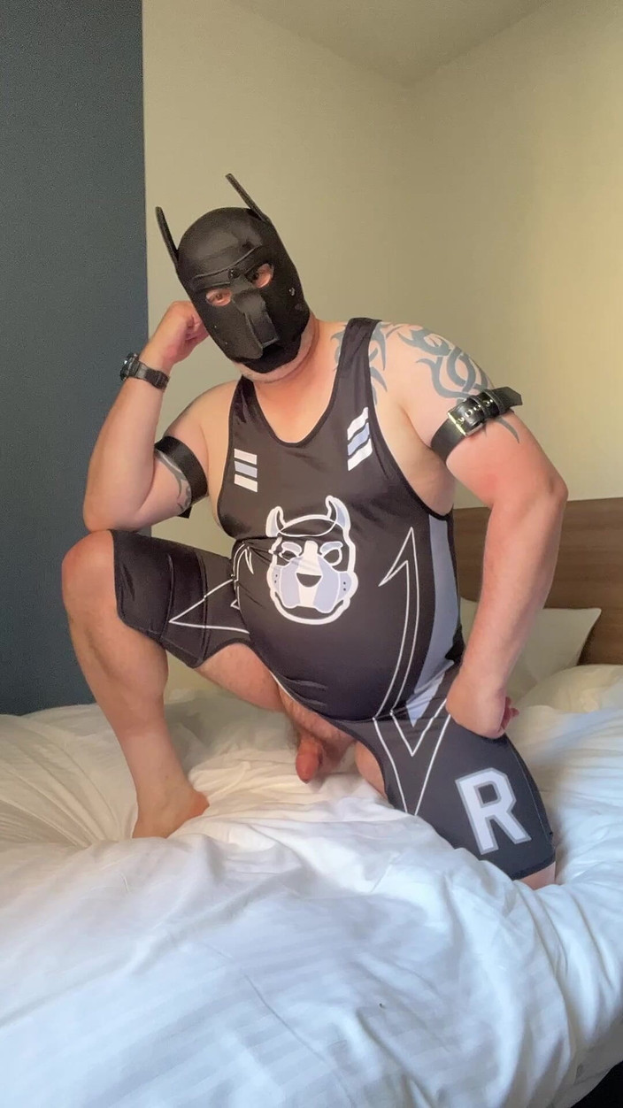 uktattooedchub74: Dark Barker पंप और पेशाब