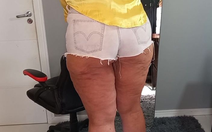 Sexy ass CDzinhafx: Mi culo vistiendo sexy pantalones cortos