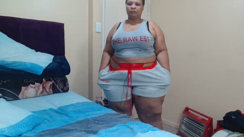Legendary Booty Overdose: Zwarte ssbbw milf striptease &amp; kontaanbidding