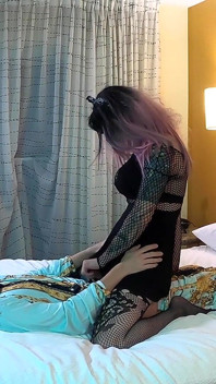 Il rapper scopa un arrapante travestito - compilation 3