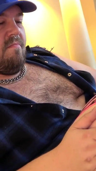 Bearfilms Bottom Gay Max Mcknight Moans Loud While Fucking