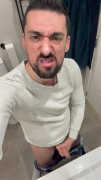 Stepdaddy Jerking off