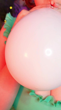 Airballoon latex fetisj video, femdom pov vernedering