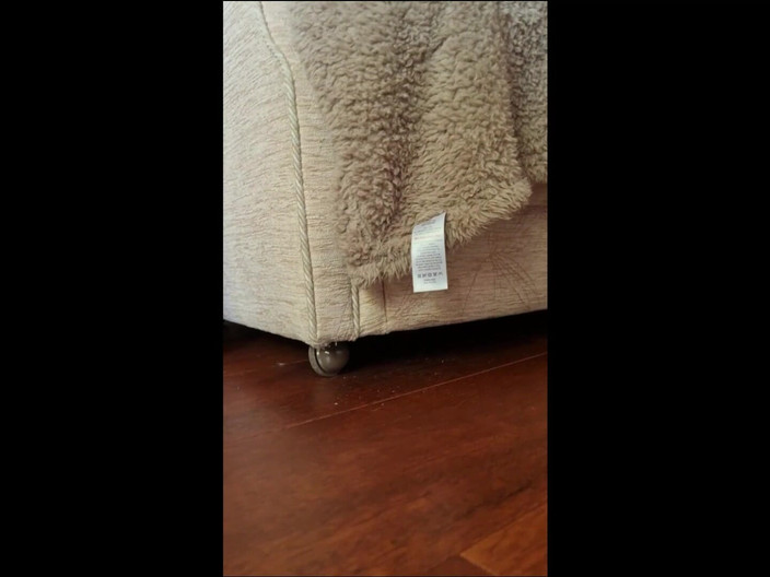 Julie_Bliss: Julie Bliss - reuzinnen - verstoppertje