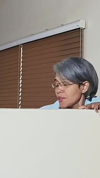 Você e eu sozinhos em casa. Nós nos divertimos muito! Quase fomos pegos!