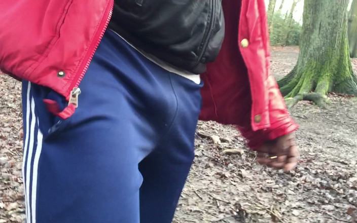 MrMagicDevil: Quindi è inverno ed è super freddo fuori. con la biancheria intima...