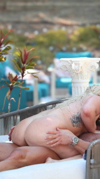 Pełny sextape z napalona blondynka Vanna Rose