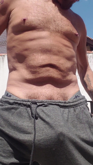 BBIG: वसंत ऋतु में कैश अल्फा शनिवार की दिनचर्या: आपको अपमानित करना और अपना बटुआ खाली करना!