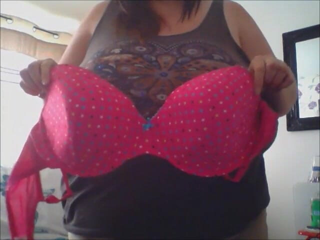 NikNak_BBW: BBW massive titten, kleiner bh - 42DD