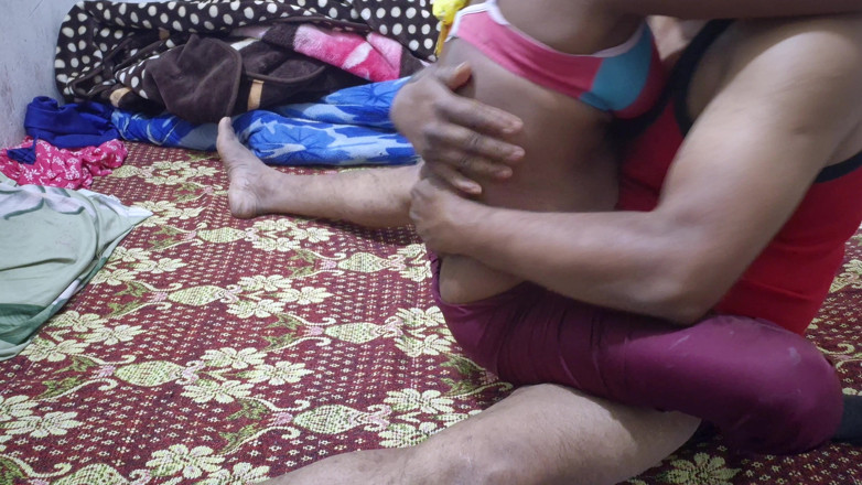 ExcitedWomen: Seks pasangan romantik dan sebenar di rumah seks ghairah romantik