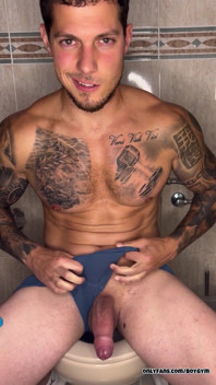 Boygym Close Cum with No Touch