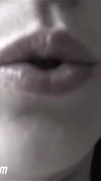 华丽优雅的脸和身体西尔维亚克里斯塔尔女性第一人称视角舔阴特写下一次多次手指操逼与女性高潮