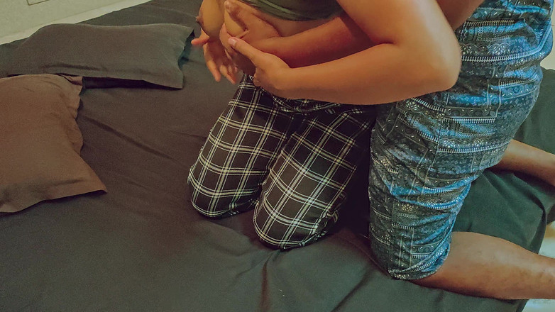 Hope Love: I Caught My Sexy Step Sister Horny and Fuck Her...