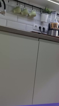 Naakt koken in de keuken. 31902