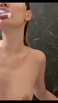 Seksi çıplak elza kom süper bb