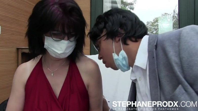 Stephprodx: Doctor moktar and his naive client