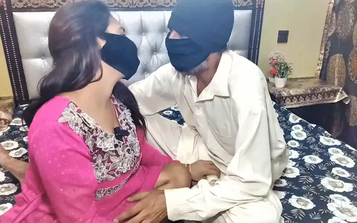 MehwishButt: Indian Desi Aunty Mehwishbutt Fucked Hard in Doggystyle with Clear...