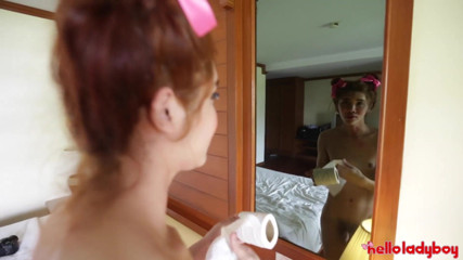 Hello Lady Boy: Lovely Thai teen gets dripping facial