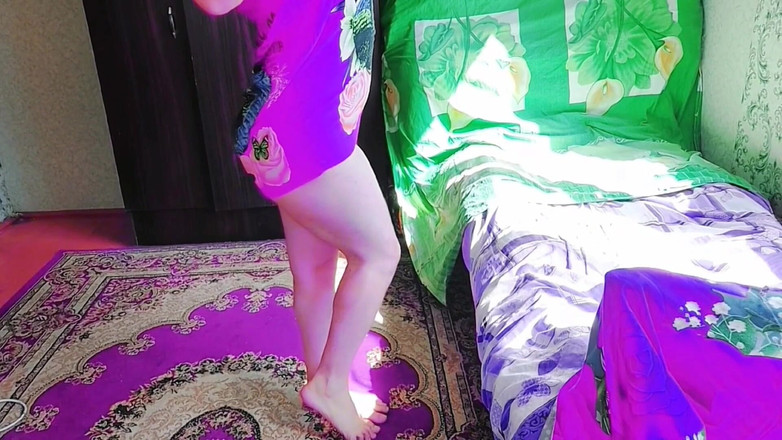 Kitty_Cross: Lelaki Pondan manis bergambar dengan kamera vintaj di taman