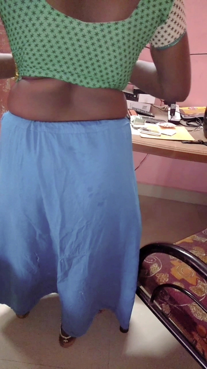 RenuRaj: Desi Tamil Wife Renu Wet Nude Body Towel Dry &amp; Slow...